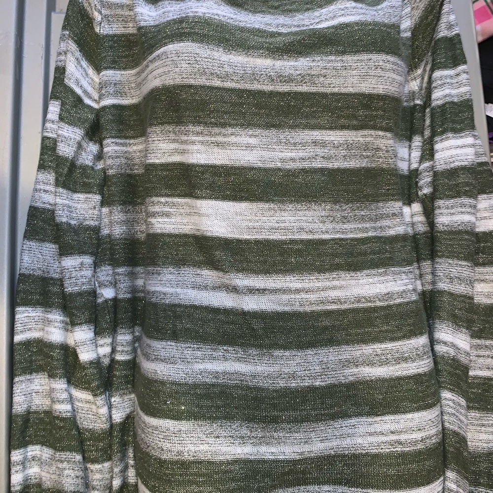 Sweater - Picture 2 of 5